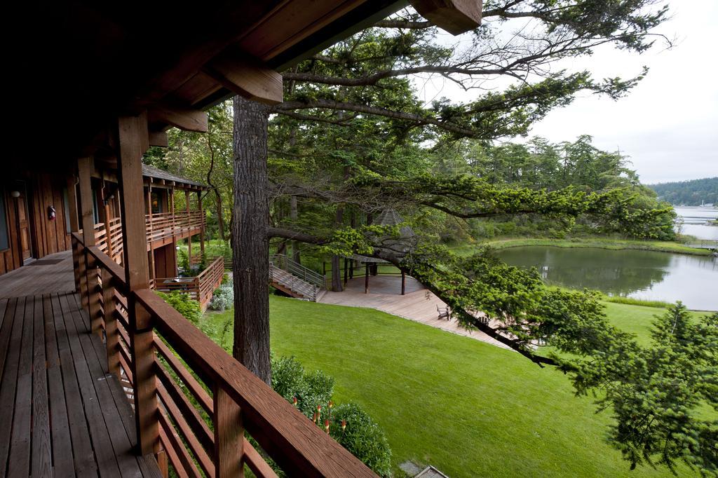 Captain Whidbey Coupeville Room photo